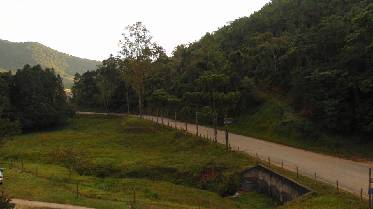 Pousada Leal Chale Visconde De Maua Bagian luar foto